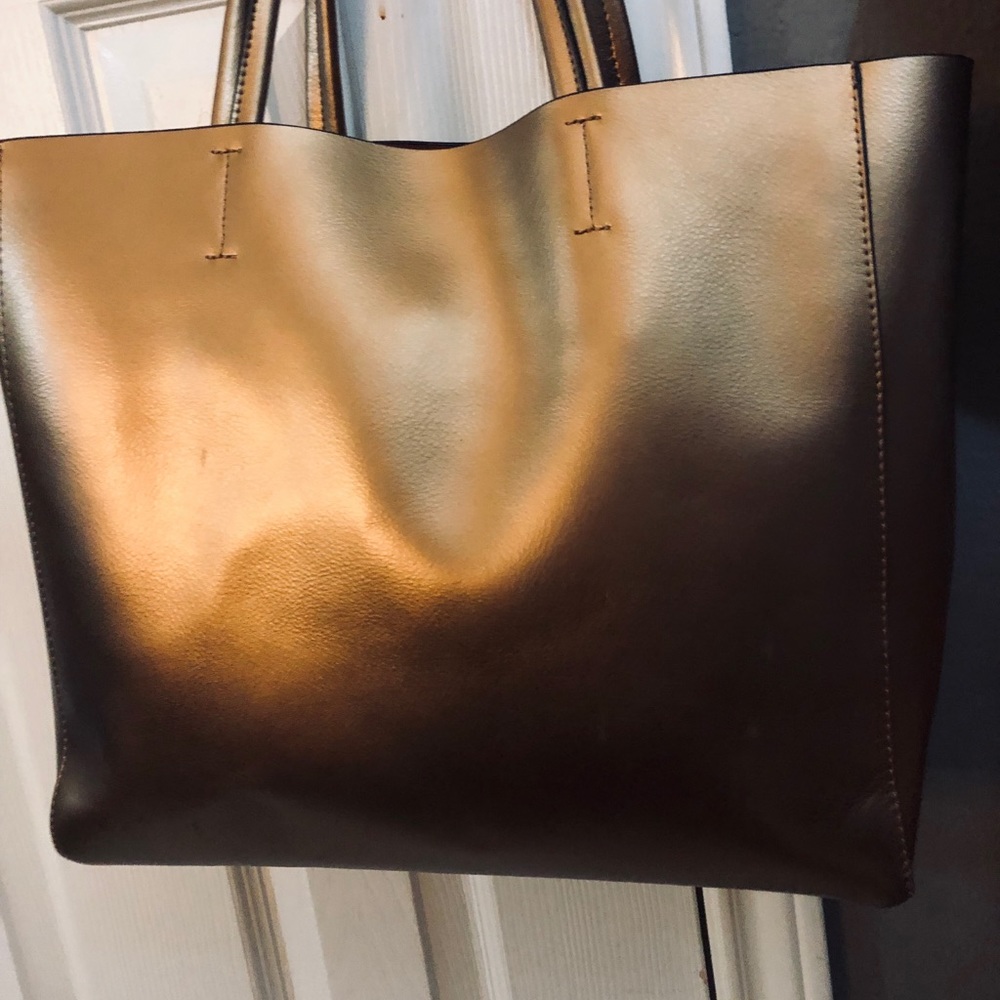 Purse - Picture 2 of 7